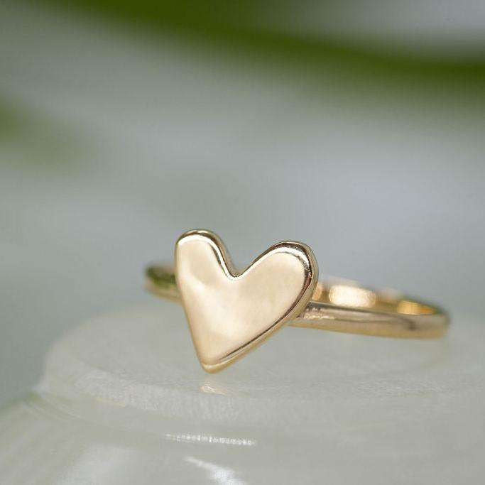 mi-amor-14k-gold-heart-ring