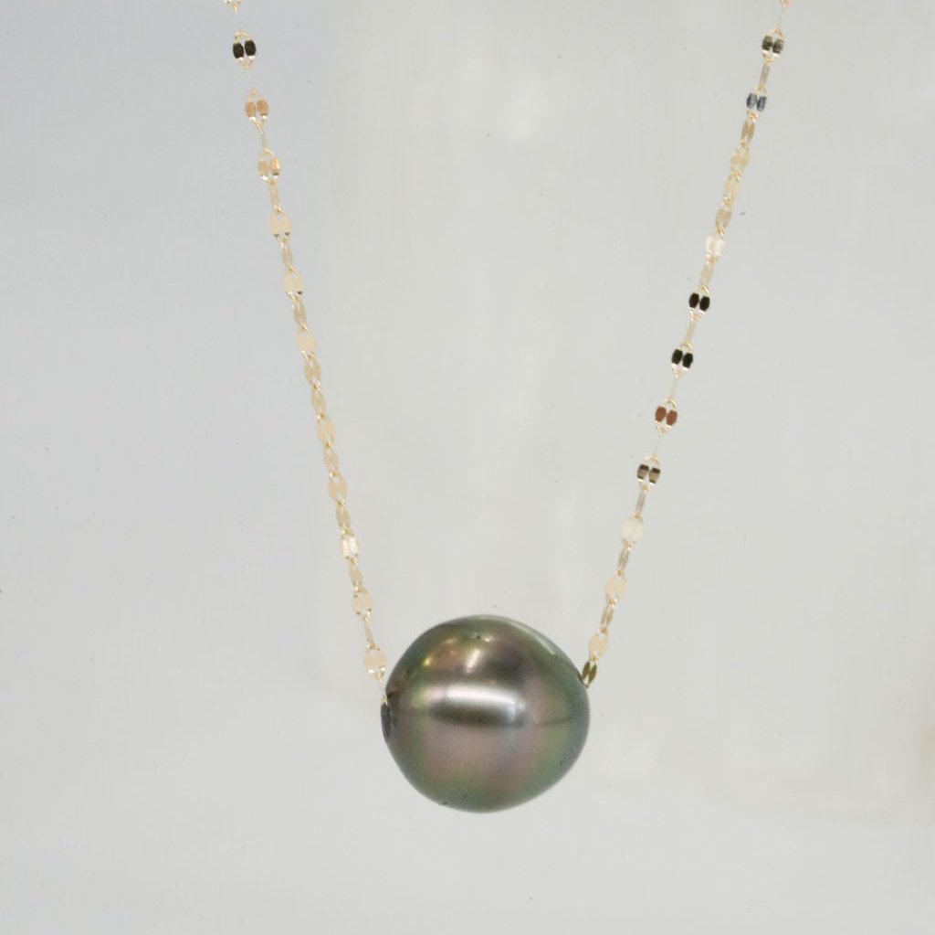 pearl-floating-neckalce-mai-love