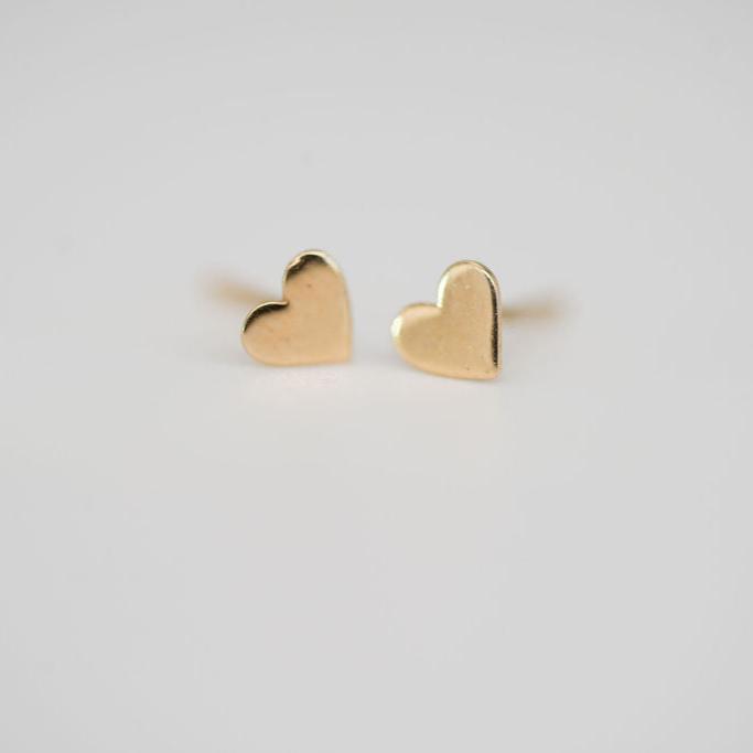 itty-bitty-gold-hearts-mai-love