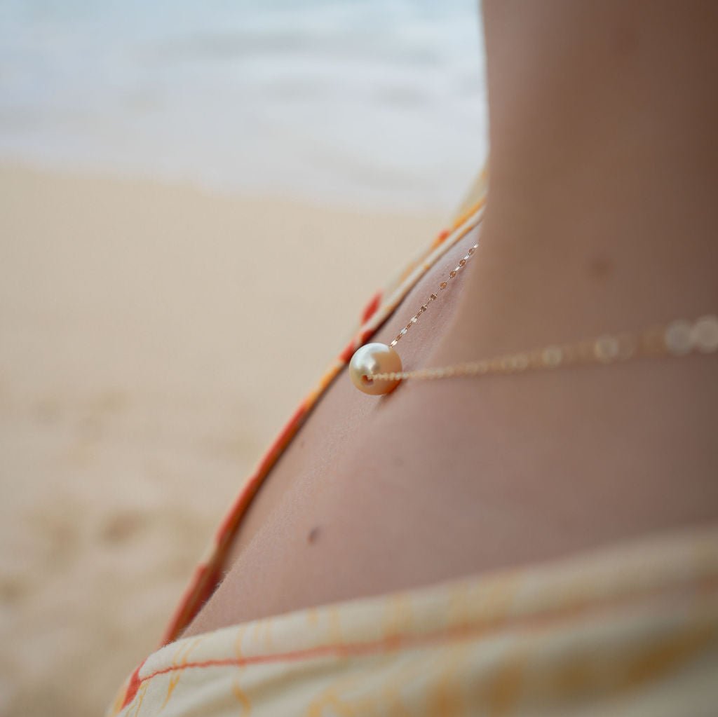 golden-neckalce-mai-love